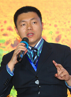 中國(guó)電科院太陽(yáng)能發(fā)電試驗(yàn)與檢測(cè)室主任張軍軍