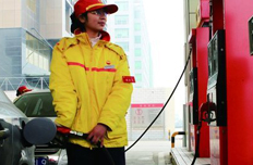 七成成本或轉嫁消費者 油價跟漲?