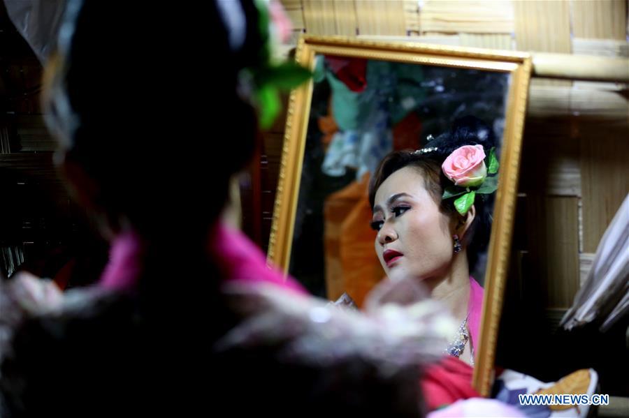 MYANMAR-BAGO-THABIN TROUPE-TRADITIONAL SHOW
