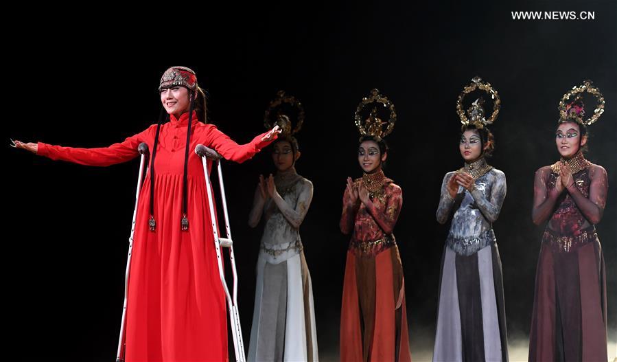 CHINA-KUNMING-DANCE PERFORMANCE-YANG LIPING(CN)