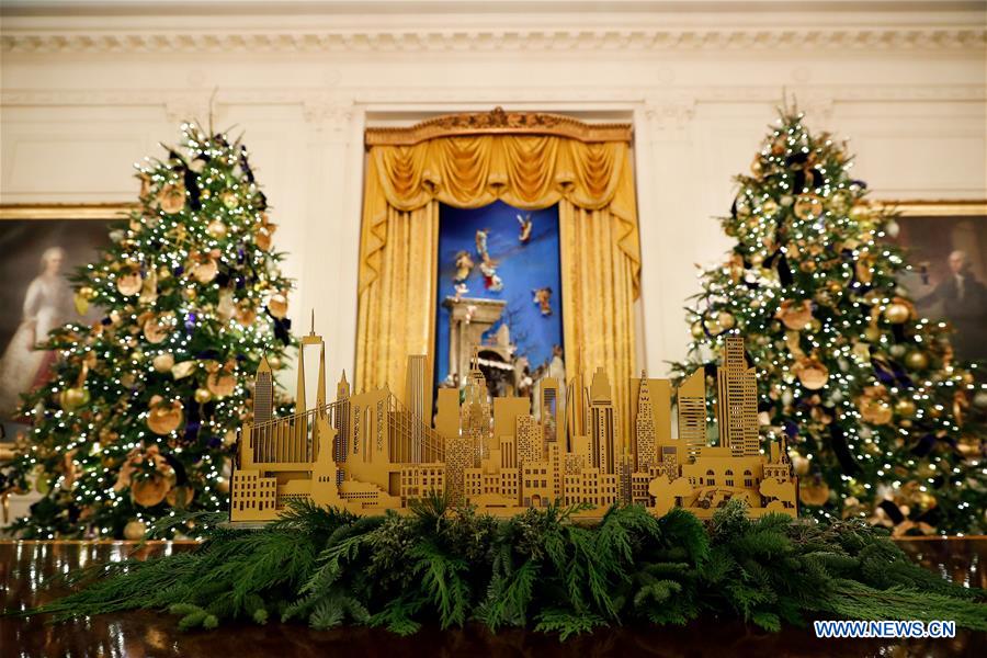 U.S.-WASHINGTON D.C.-WHITE HOUSE-CHRISTMAS-PREPARATION