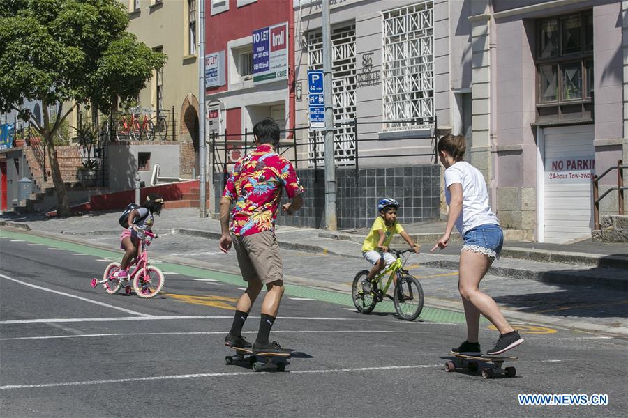 SOUTH AFRICA-CAPE TOWN-OPEN STREETS DAY