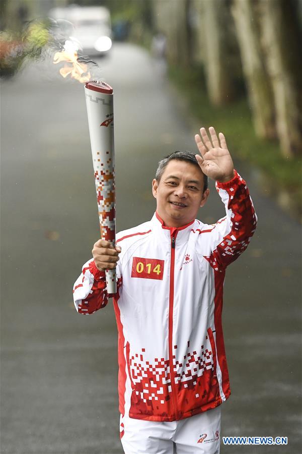 (SP)CHINA-WUHAN-7TH MILITARY WORLD GAMES-TORCH RELAY