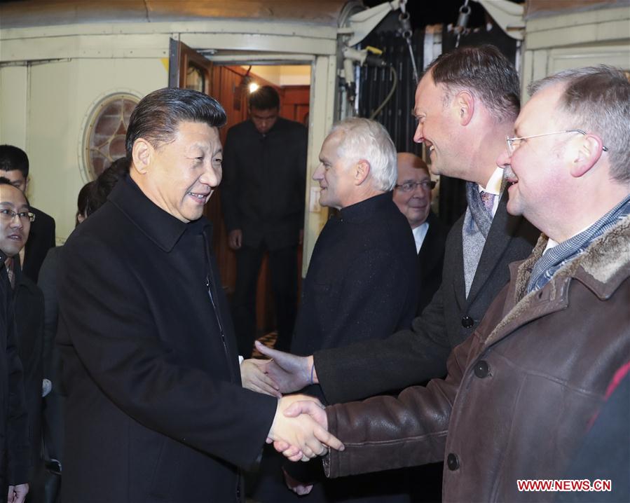 Chinese President Xi Jinping arrives in Davos, Switzerland, Jan. 16, 2017, to attend the 2017 annual meeting of the World Economic Forum. (Xinhua/Ding Lin) Chinese President Xi Jinping arrives in Davos, Switzerland, Jan. 16, 2017, to attend the 2017 annual meeting of the World Economic Forum. (Xinhua/Ding Lin)