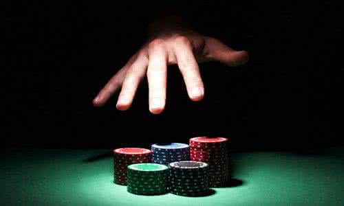 四大行“中考”亮出成績單 業績回暖態勢明朗