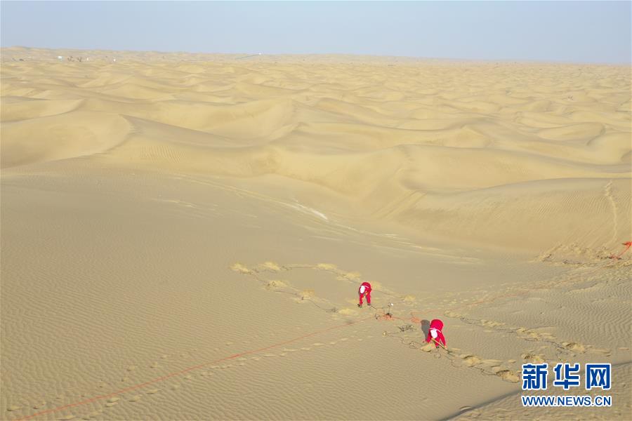 (新春走基層)(1)石油物探隊的“女漢子”