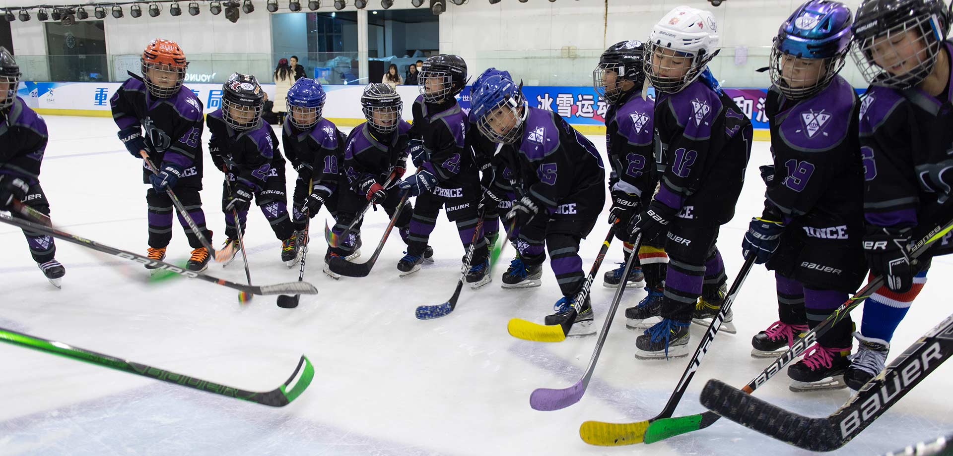 【顯影中國】冬奧特刊:冰城人和他的“王子冰球隊”