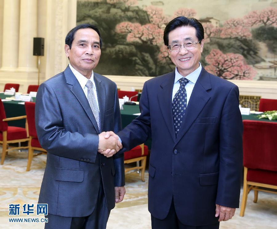 7月7日,中共中央書記處書記、中央紀委副書記趙洪祝在北京同老撾人民革命黨中央政治局委員、中央紀委書記、政府副總理本通率領的老撾人民革命黨代表團舉行工作會談。新華社記者 姚大偉 攝  7月7日,中共中央書記處書記、中央紀委副書記趙洪祝在北京同老撾人民革命黨中央政治局委員、中央紀委書記、政府副總理本通率領的老撾人民革命黨代表團舉行工作會談。新華社記者 姚大偉 攝