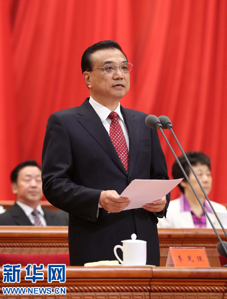 8月1日，慶祝中國人民解放軍建軍90周年大會在北京人民大會堂隆重舉行。中共中央政治局常委、國務院總理李克強主持大會。新華社記者 劉衛(wèi)兵 攝