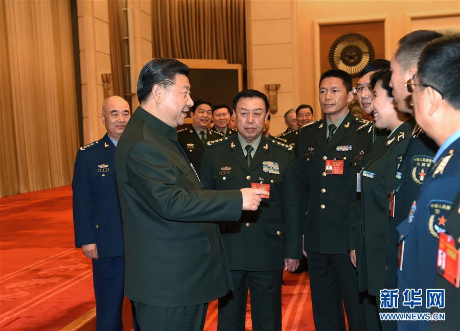 (兩會(huì))習(xí)近平出席解放軍代表團(tuán)全體會(huì)議