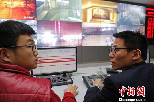 寒潮來襲上海加大對流浪、乞討等人員救助力度