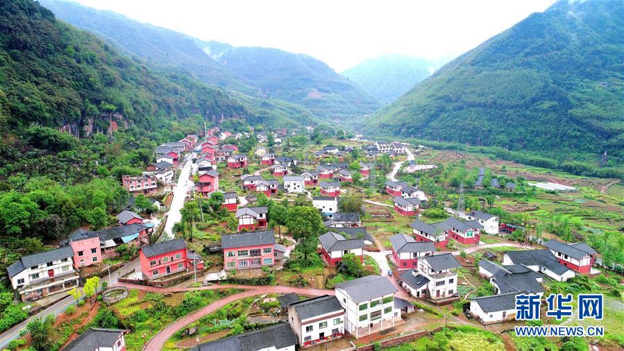 （新華全媒頭條·圖文互動）（4）赤水：別了，貧困！