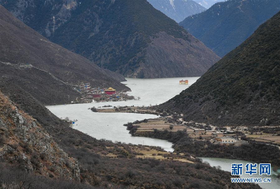 （圖文互動）（1）危難之際盡顯砥柱本色——金沙江堰塞湖搶險救災(zāi)紀(jì)實 