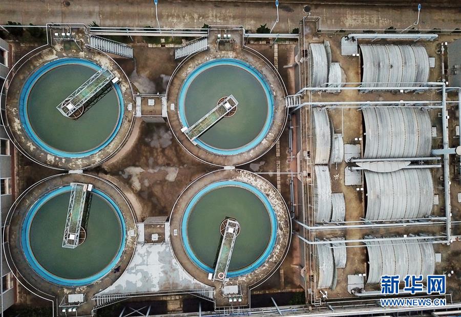 (在習(xí)近平新時代中國特色社會主義思想指引下·慶祝改革開放40周年·綠色發(fā)展·圖文互動)(4)烈火淬煉中的轉(zhuǎn)型之變——綠色發(fā)展之“火”的故事