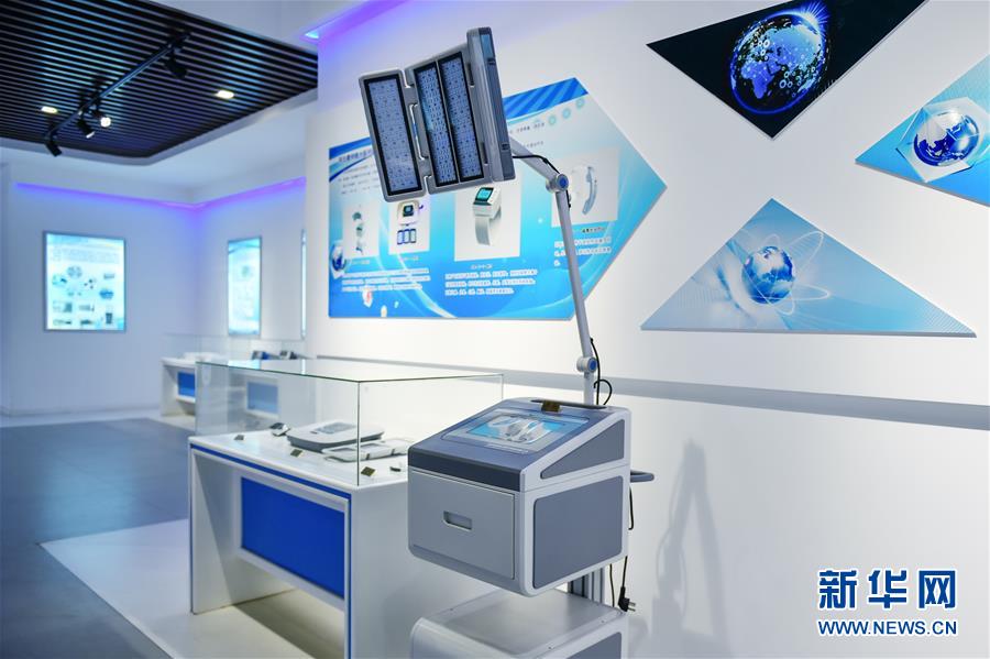 (在習(xí)近平新時代中國特色社會主義思想指引下·慶祝改革開放40周年·綠色發(fā)展·圖文互動)(5)烈火淬煉中的轉(zhuǎn)型之變——綠色發(fā)展之“火”的故事