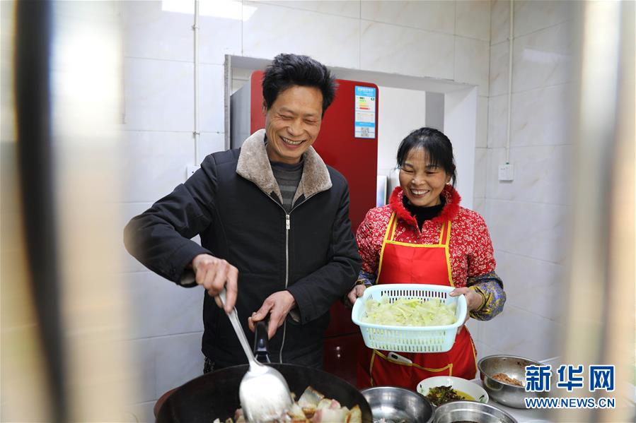 (脫貧攻堅·圖文互動)(1)花田喜事