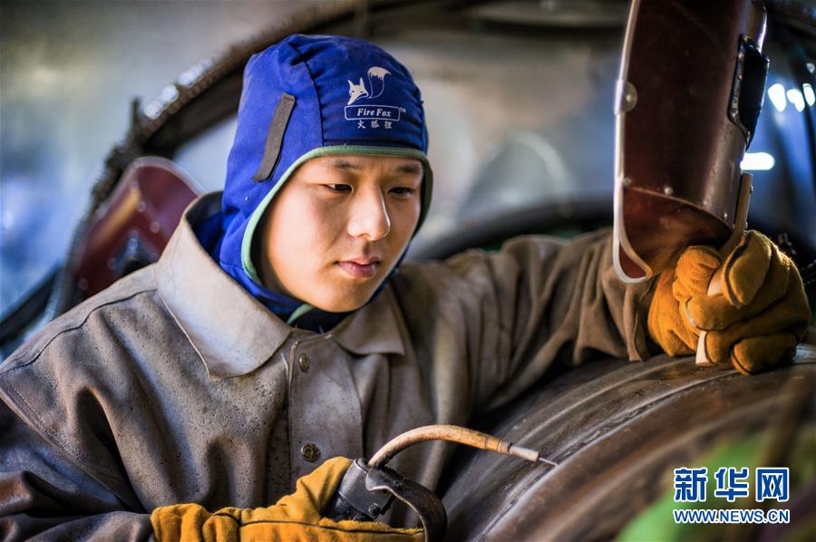 (新華全媒頭條·愛國情 奮斗者·圖文互動)(3)以青春之我,創青春中國——寫在五四運動100周年之際