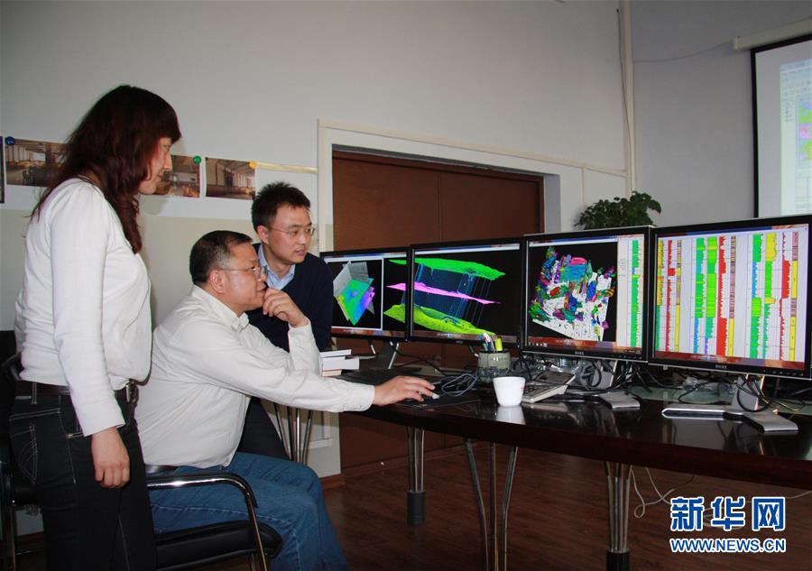 （新華全媒頭條·圖文互動）（7）鍛造領航復興的中流砥柱——寫在“不忘初心、牢記使命”主題教育即將啟動之際