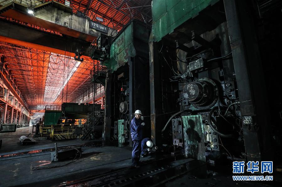 (新華全媒頭條·圖文互動)(8)一曲壯麗的鋼鐵史詩——鞍鋼與共和國風(fēng)雨同行70載實錄
