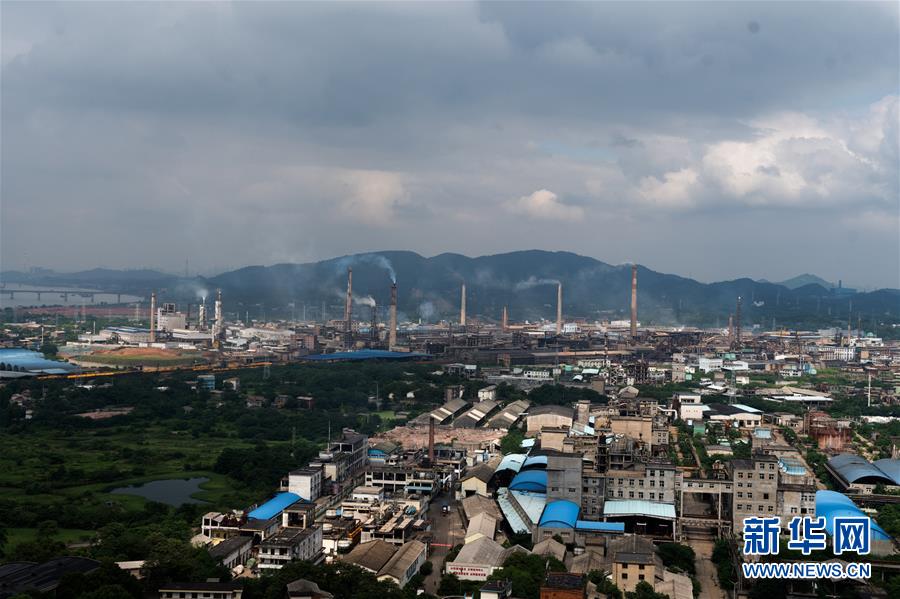 (在習(xí)近平新時(shí)代中國(guó)特色社會(huì)主義思想指引下——新時(shí)代新作為新篇章·圖文互動(dòng))(1)清水塘的“映照”:從“中國(guó)魯爾區(qū)”到“中國(guó)動(dòng)力谷”