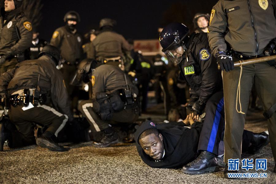 (國際·圖文互動)(1)中國人權研究會發表文章揭批“美式人權”虛偽本質