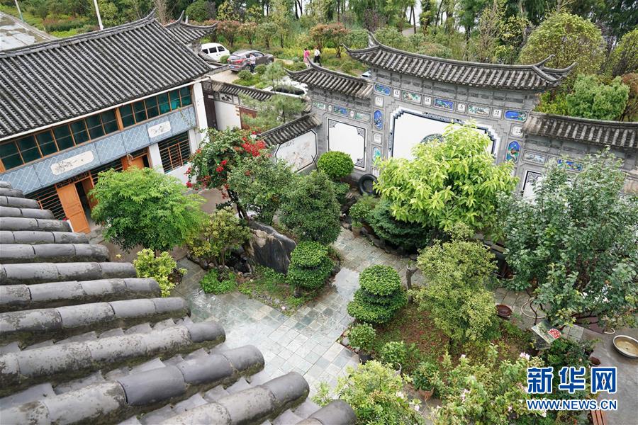 (在習近平新時代中國特色社會主義思想指引下——新時代新作為新篇章·總書記關(guān)心的百姓身邊事·圖文互動)(1)留住鄉(xiāng)愁 綻放新顏——傳統(tǒng)村落保護激發(fā)鄉(xiāng)村活力