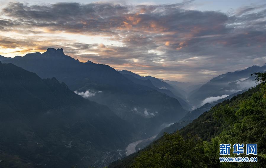 (新華全媒頭條·決戰決勝脫貧攻堅·圖文互動)(11)為了人與自然和諧共生——云南“三江并流”地區決戰精準脫貧的“生態畫卷”