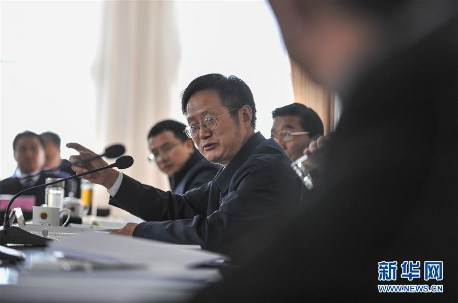 (圖文互動)(4)學習貫徹黨的十九屆四中全會精神中央宣講團在西藏自治區(qū)宣講