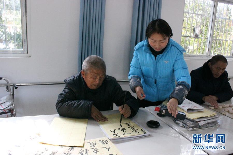 (在習近平新時代中國特色社會主義思想指引下——新時代新作為新篇章·總書記關切脫貧事·圖文互動)(3)醫療扶貧,照亮貧困家庭的明天
