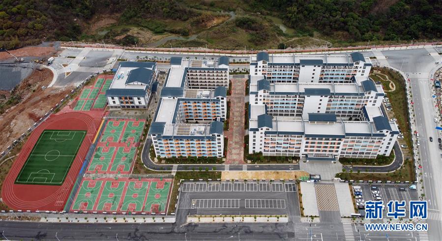 (圖文互動)(1)“生活越來越有盼頭!”——廣西隆安易地扶貧搬遷戶的幸福新生活