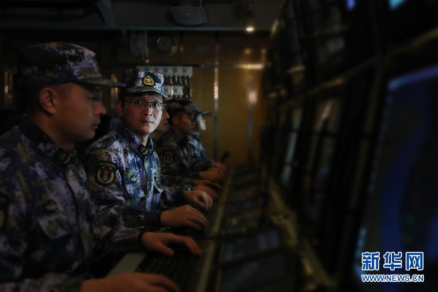 (新春走基層·圖文互動)(3)“我們的目標在視距之外,征途是星辰大海”——夜探國產首艘萬噸級驅逐艦南昌艦