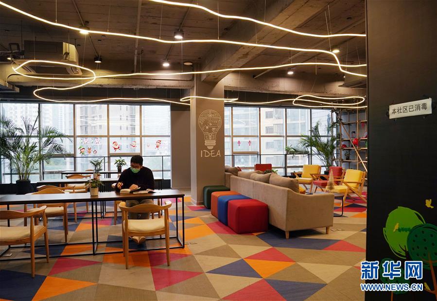 (在習(xí)近平新時(shí)代中國特色社會(huì)主義思想指引下——新時(shí)代新作為新篇章·習(xí)近平總書記關(guān)切事·圖文互動(dòng))(13)“菜籃子”里的力量——全國各地努力做好保障和改善民生工作在行動(dòng)