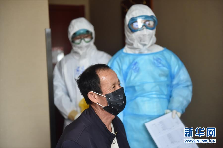 (聚焦疫情防控·圖文互動)(7)“感恩每一位‘不曾謀面’的醫(yī)護人員”——探訪返京人員醫(yī)學集中隔離觀察點