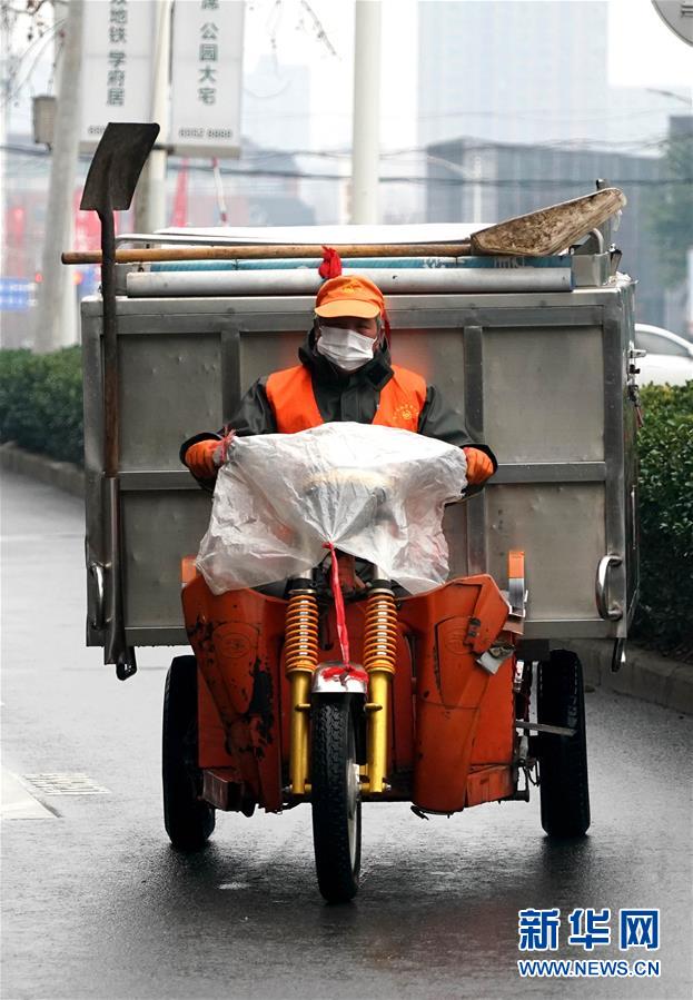 (圖文互動(dòng))(8)疫情大考下的三份堅(jiān)守