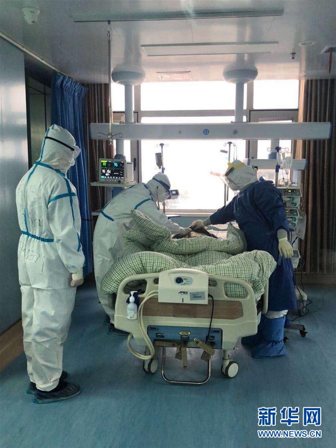 (圖文互動)(1)醫生馳援湖北抗疫情:“女兒的畫就是最大的慰藉”