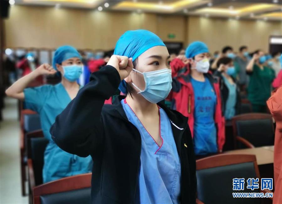 (圖文互動)(1)長大,只是一瞬間的事——天津“90后”護士的武漢戰(zhàn)“疫”記憶