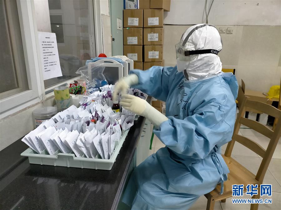 (圖文互動)(4)長大,只是一瞬間的事——天津“90后”護士的武漢戰(zhàn)“疫”記憶