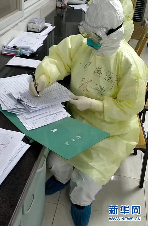 (圖文互動)(5)長大,只是一瞬間的事——天津“90后”護士的武漢戰(zhàn)“疫”記憶