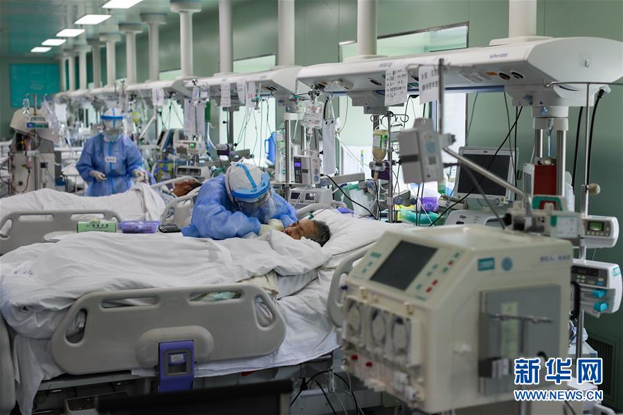 （新華全媒頭條·圖文互動(dòng)）（1）上下同心，守望相助——中國(guó)抗疫眾志成城的生動(dòng)實(shí)踐