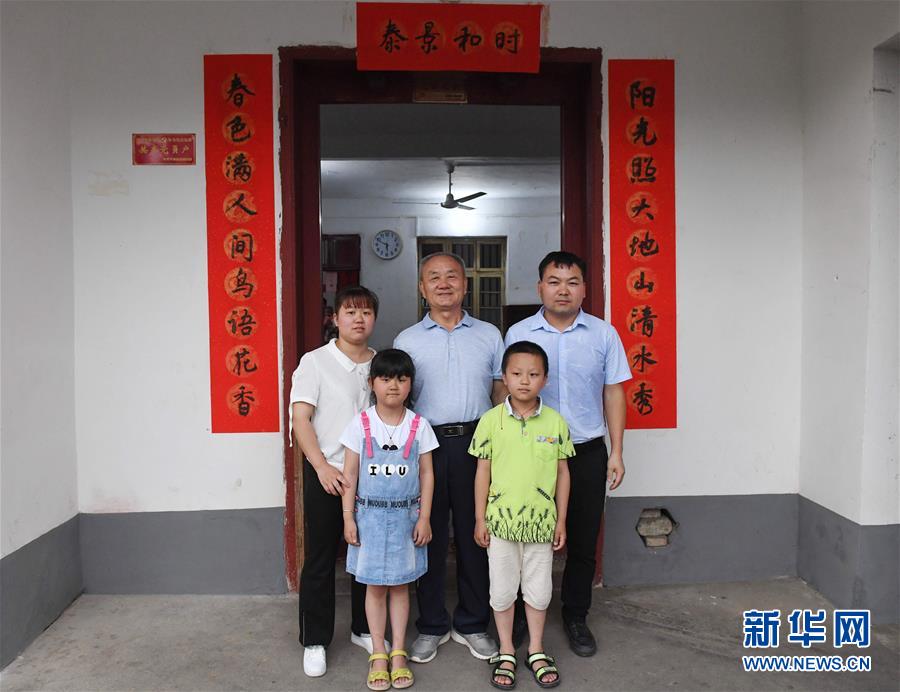 (新華全媒頭條·圖文互動)(6)歷史坐標見證初心使命——寫在江西革命老區貧困縣全部摘帽之際