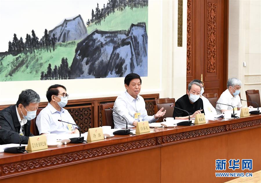 (時政)十三屆全國人大常委會第十九次會議分組審議退役軍人保障法草案等  栗戰書參加審議