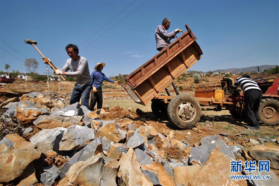 (決戰決勝脫貧攻堅·圖文互動)(2)牛欄江邊“尋水記”