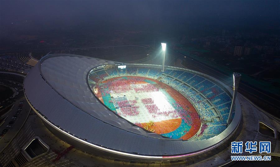 (走向我們的小康生活·圖文互動)(5)從“民生之盼”到“民生之變”——海南瞄準“痛點”發(fā)力建設幸福家園