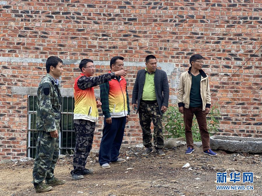 (在習(xí)近平新時(shí)代中國(guó)特色社會(huì)主義思想指引下——新時(shí)代新作為新篇章·習(xí)近平總書(shū)記關(guān)切事·圖文互動(dòng))(5)青春做伴,西部放歌——走近扎根西部建設(shè)邊疆的大學(xué)生們