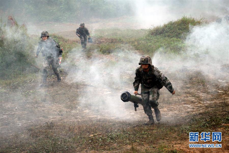 (圖文互動)(2)擎起先輩的旗幟——走進第77集團軍“金剛鉆”紅軍旅