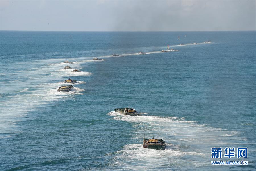 (在習(xí)近平強(qiáng)軍思想指引下·我們在戰(zhàn)位報(bào)告·圖文互動(dòng))(1)陸軍第74集團(tuán)軍某合成旅:鐵甲戰(zhàn)車馳騁在強(qiáng)軍路上