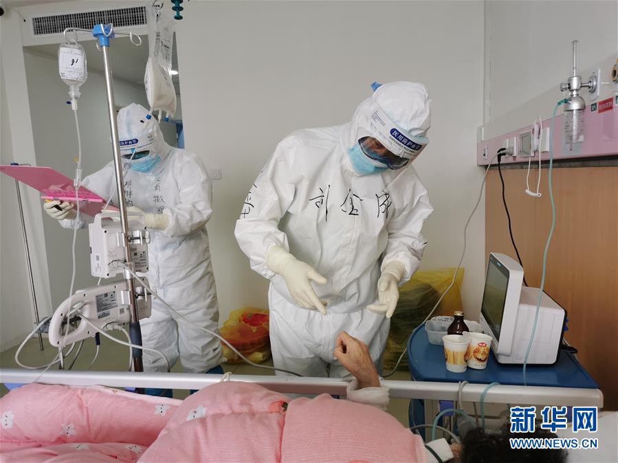 (在習近平強軍思想指引下·我們在戰位報告·圖文互動)(2)“火神山”答卷:現代衛勤向戰而生