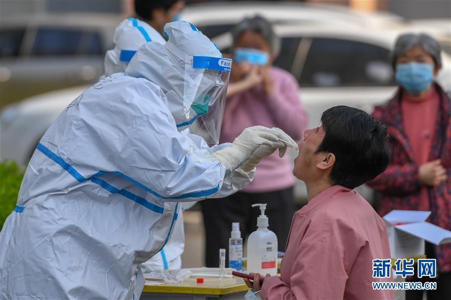 (新華全媒頭條·兩會精神看落實·圖文互動)(5)整體謀劃、系統(tǒng)升級、全面提升——落實全國兩會精神織牢織密公共衛(wèi)生防護網(wǎng)