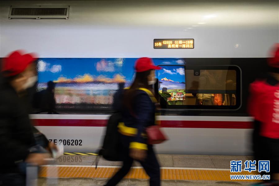 (在習近平新時代中國特色社會主義思想指引下——新時代新作為新篇章·習近平總書記關切事·圖文互動)(2)讓貧困勞動力端穩就業的“飯碗”——各地就業扶貧不松勁鞏固脫貧成果