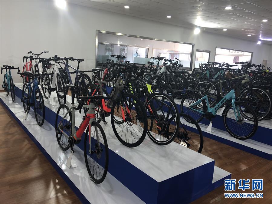 (在習近平新時代中國特色社會主義思想指引下——新時代新作為新篇章·習近平總書記關切事·圖文互動)(11)激發每個經濟“細胞”的活力——千方百計把市場主體保護好